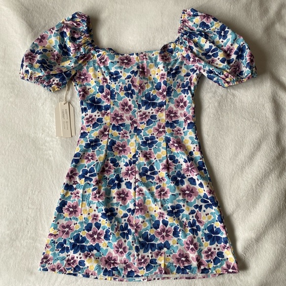 Little Mountain Vancouver Floral Dress - Picture 3 of 7